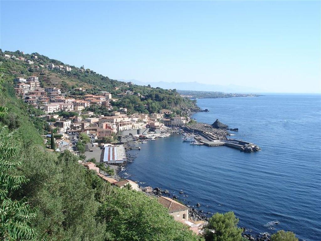 Appartamento Come In Sicily La Pietra Monaca Acireale Esterno foto